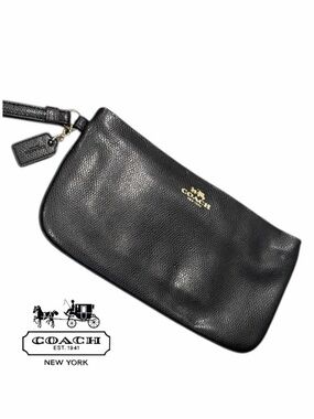 Coach Black Large Pebbled Leather Wristlet‎